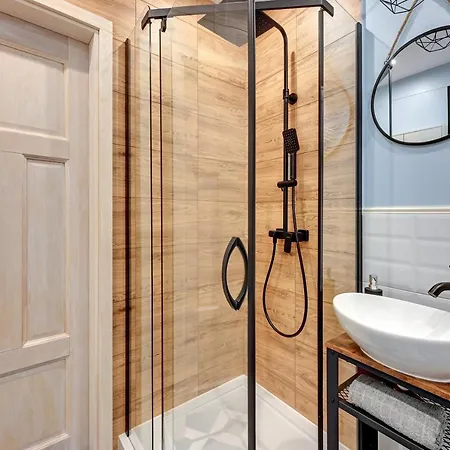 Moksea Przy Plazy Parking W Cenie * Sopot